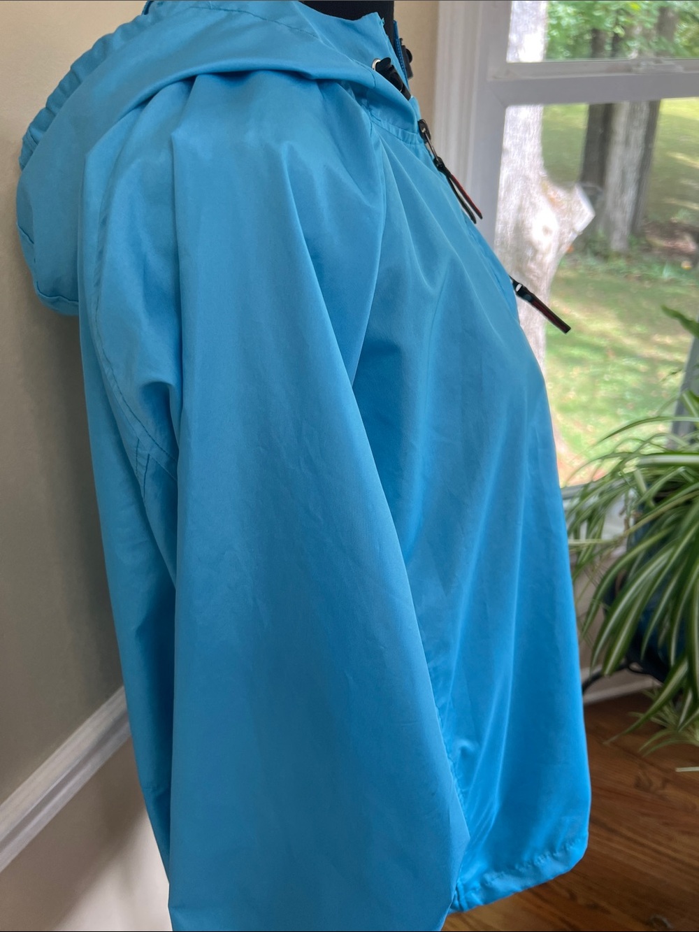 F.H. David Unisex Hooded Sky Blue Packable Windbreaker Jacket - Picture 3 of 9